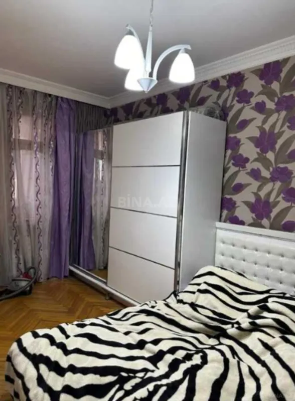 Satılır 4 otaqlı mənzil 101 m²