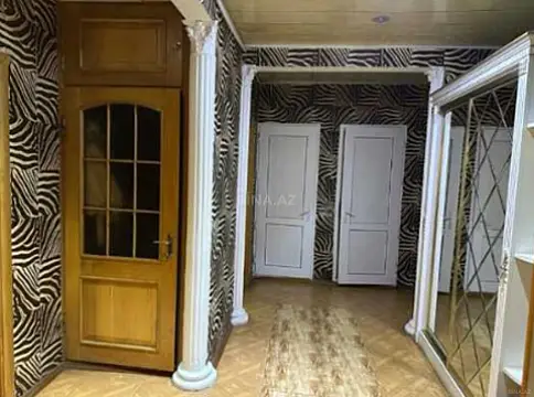 Satılır 4 otaqlı mənzil 101 m²