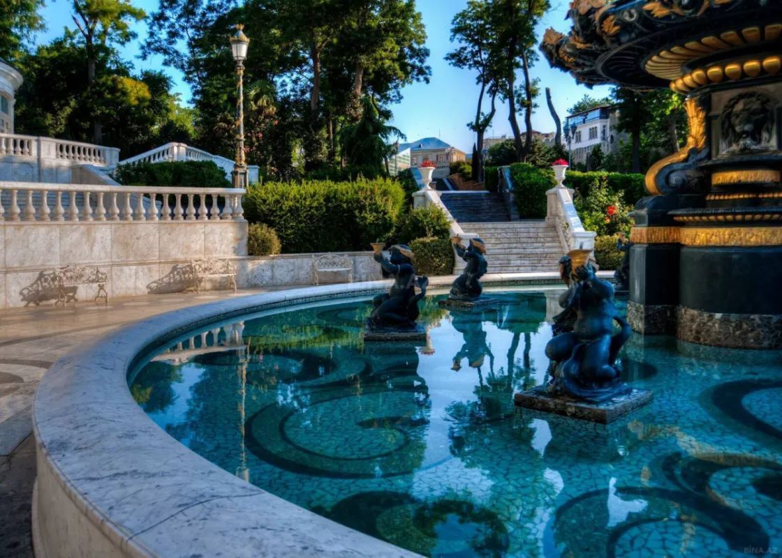 Satılır obyekt 2400 m²