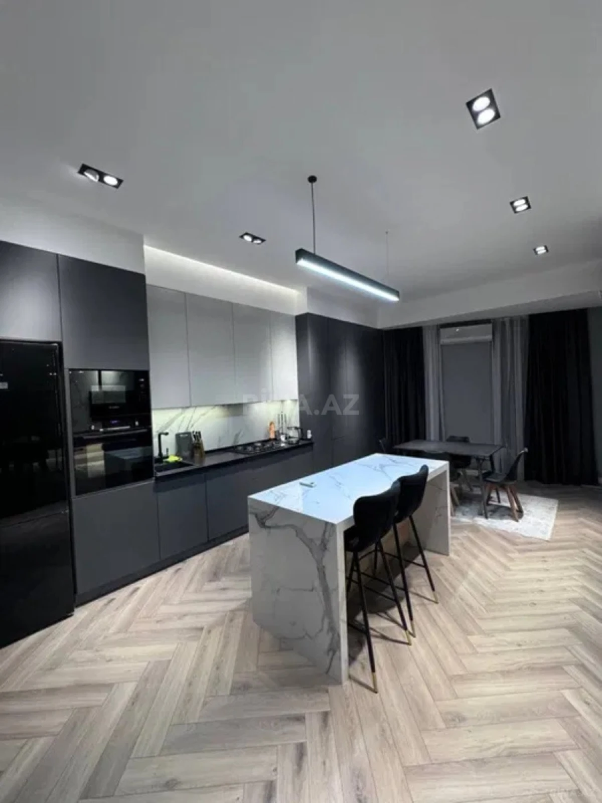 Kirayə verilir 2 otaqlı mənzil 90 m²