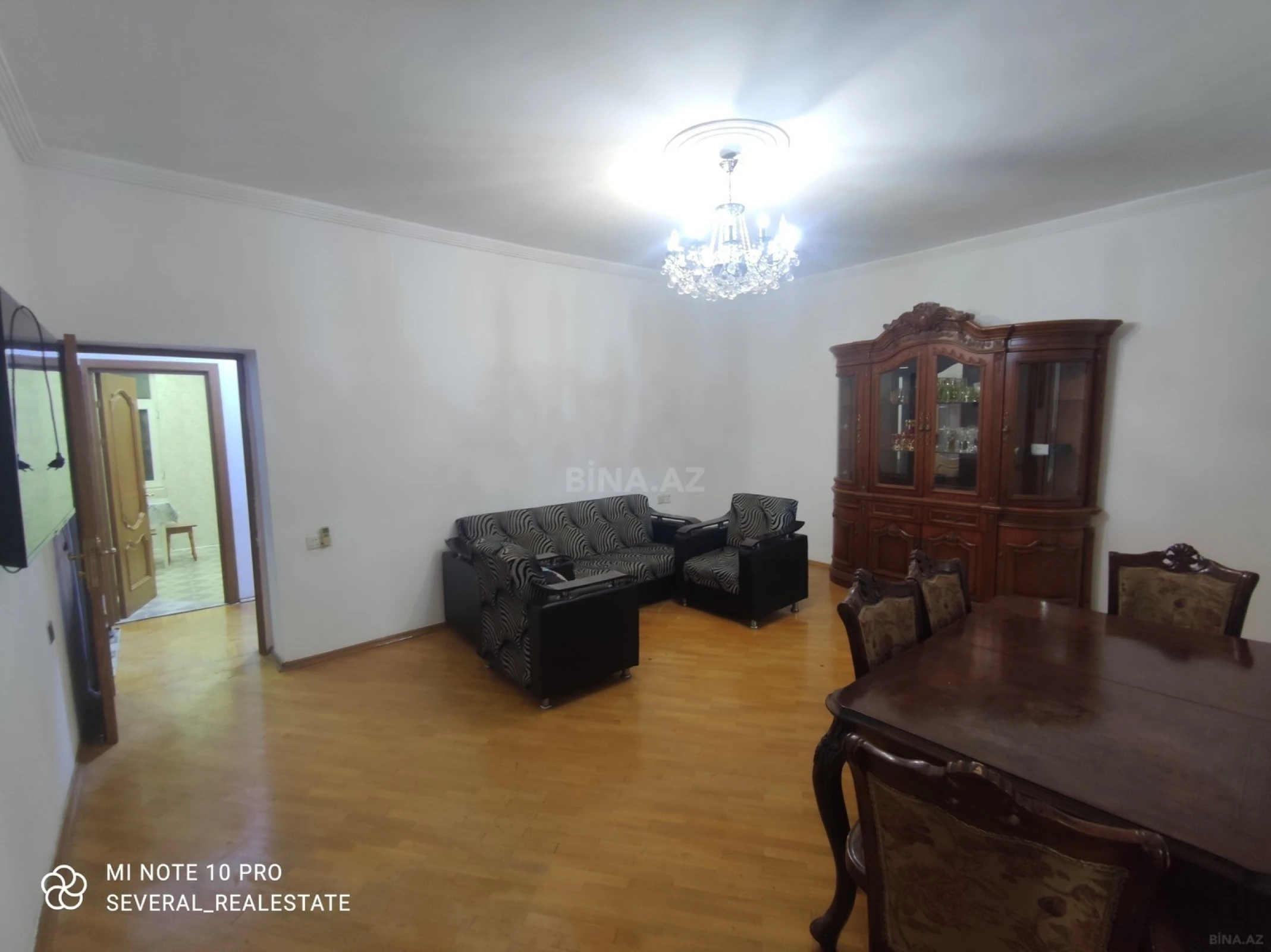Kirayə verilir 4 otaqlı mənzil 120 m²