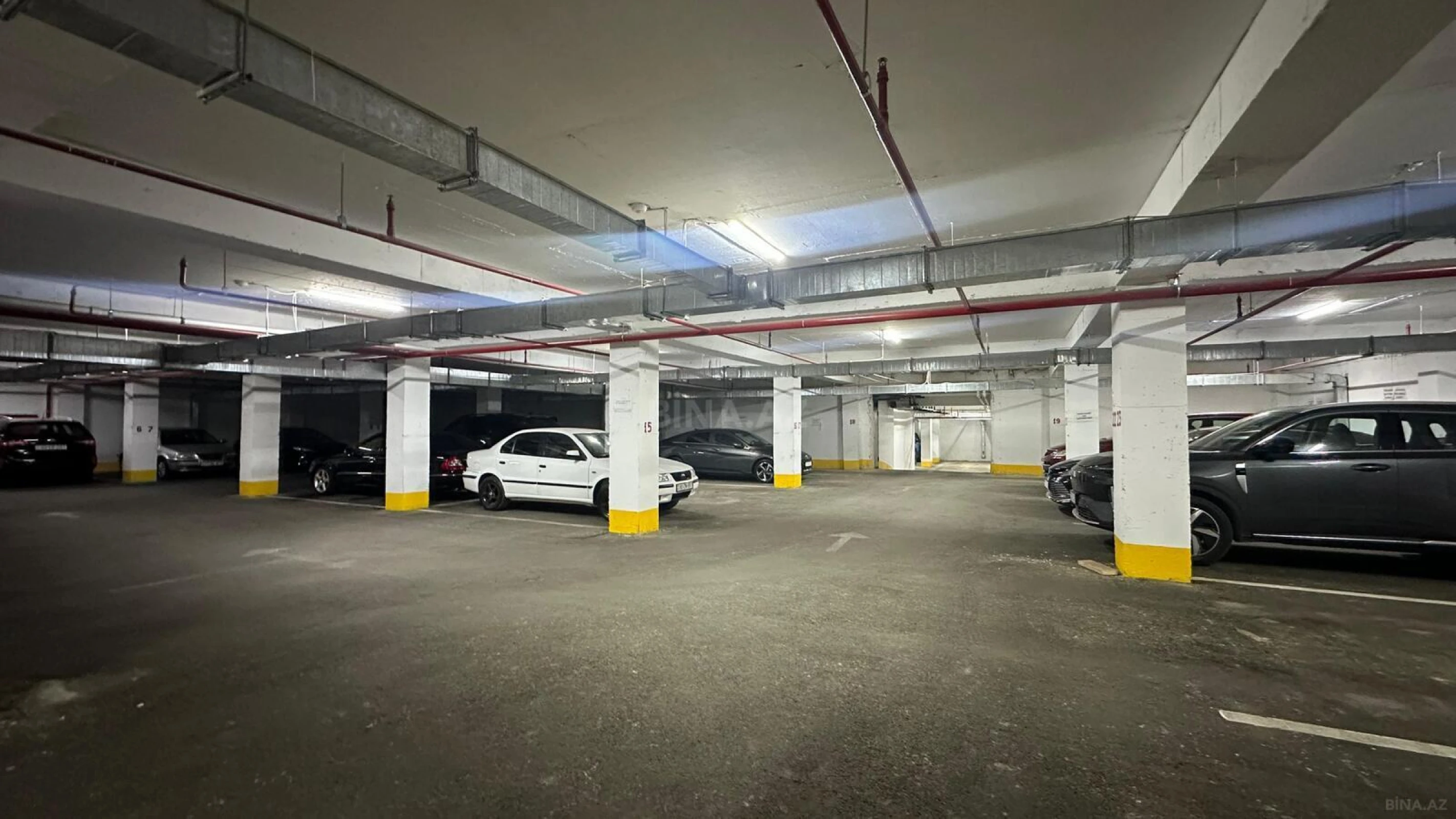 Satılır 2 otaqlı mənzil 96 m²