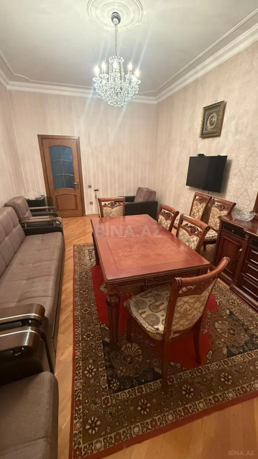 Kirayə verilir 2 otaqlı mənzil 70 m²