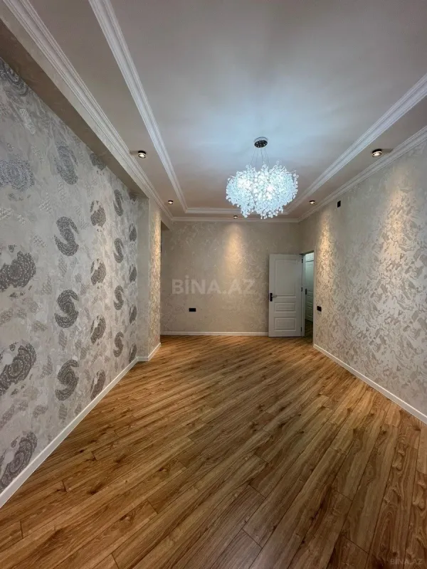 Satılır 2 otaqlı mənzil 70 m²