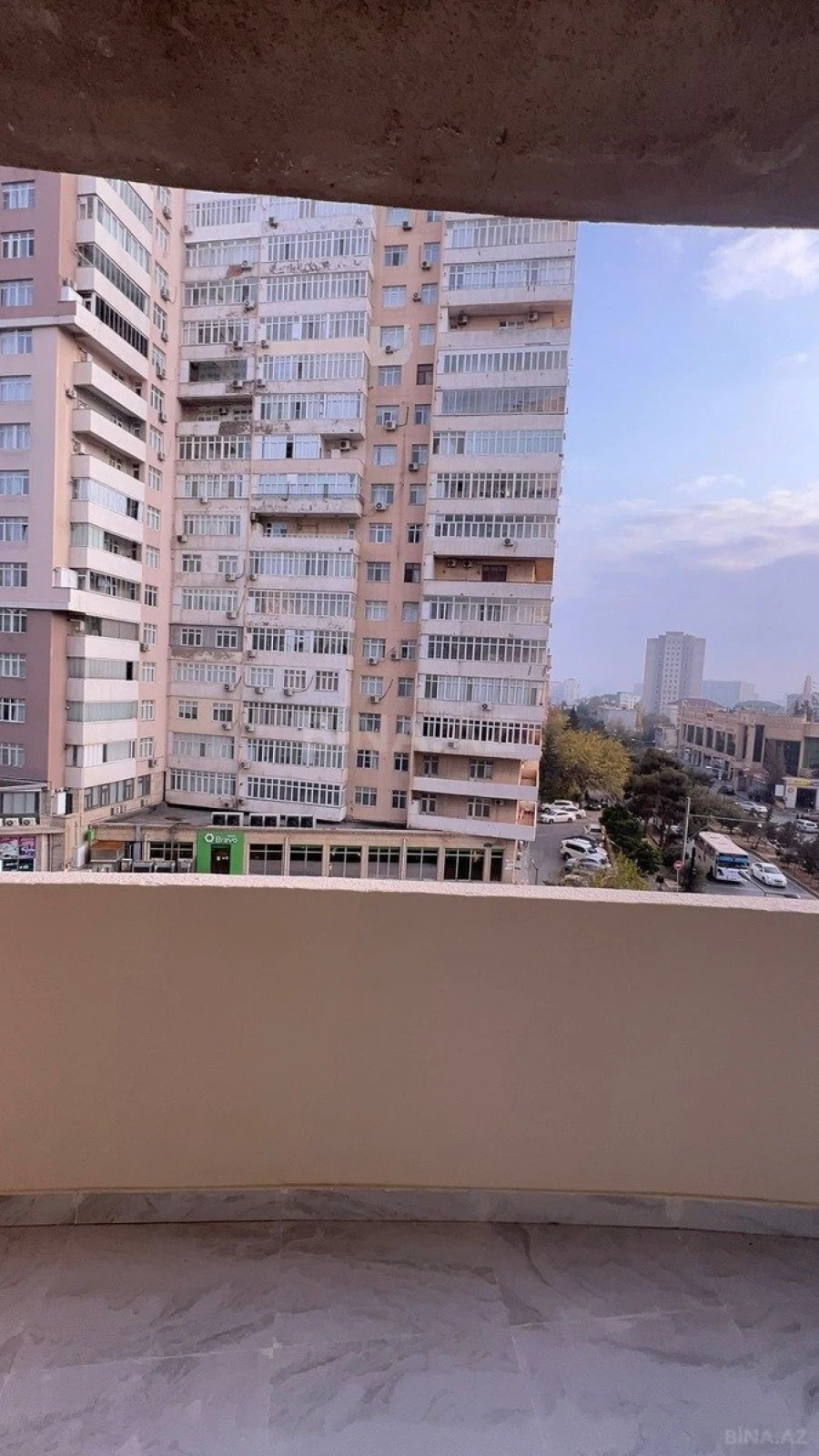 Satılır 2 otaqlı mənzil 70 m²
