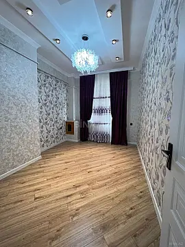 Satılır 2 otaqlı mənzil 70 m²