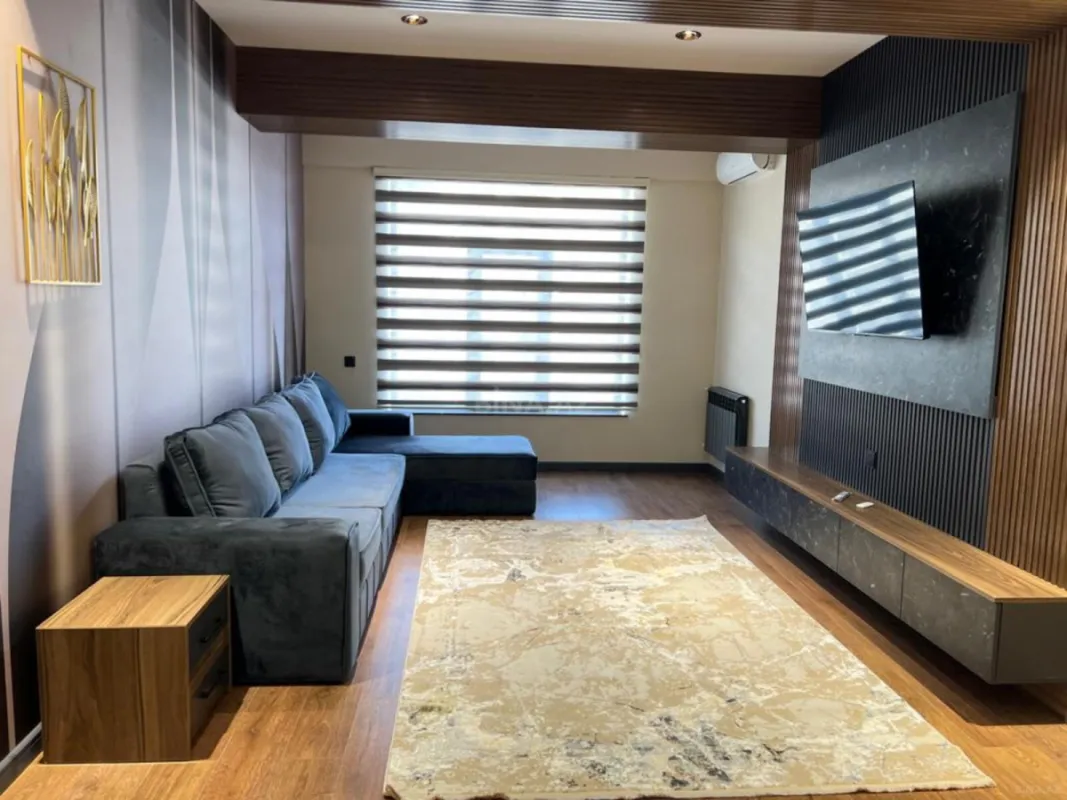 Kirayə verilir 2 otaqlı mənzil 80.1 m²