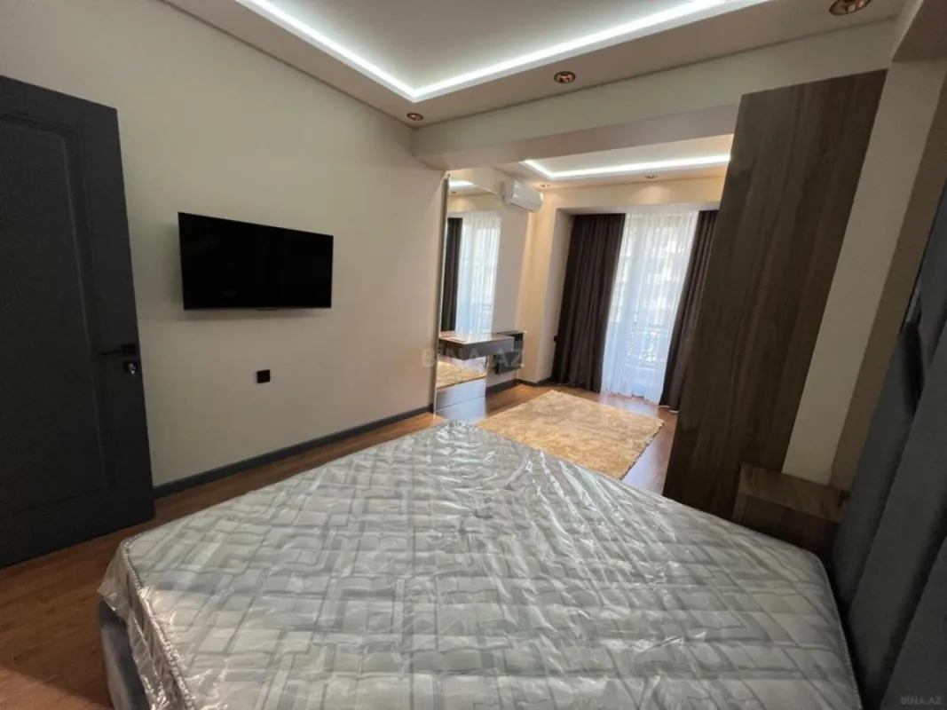 Kirayə verilir 2 otaqlı mənzil 80.1 m²