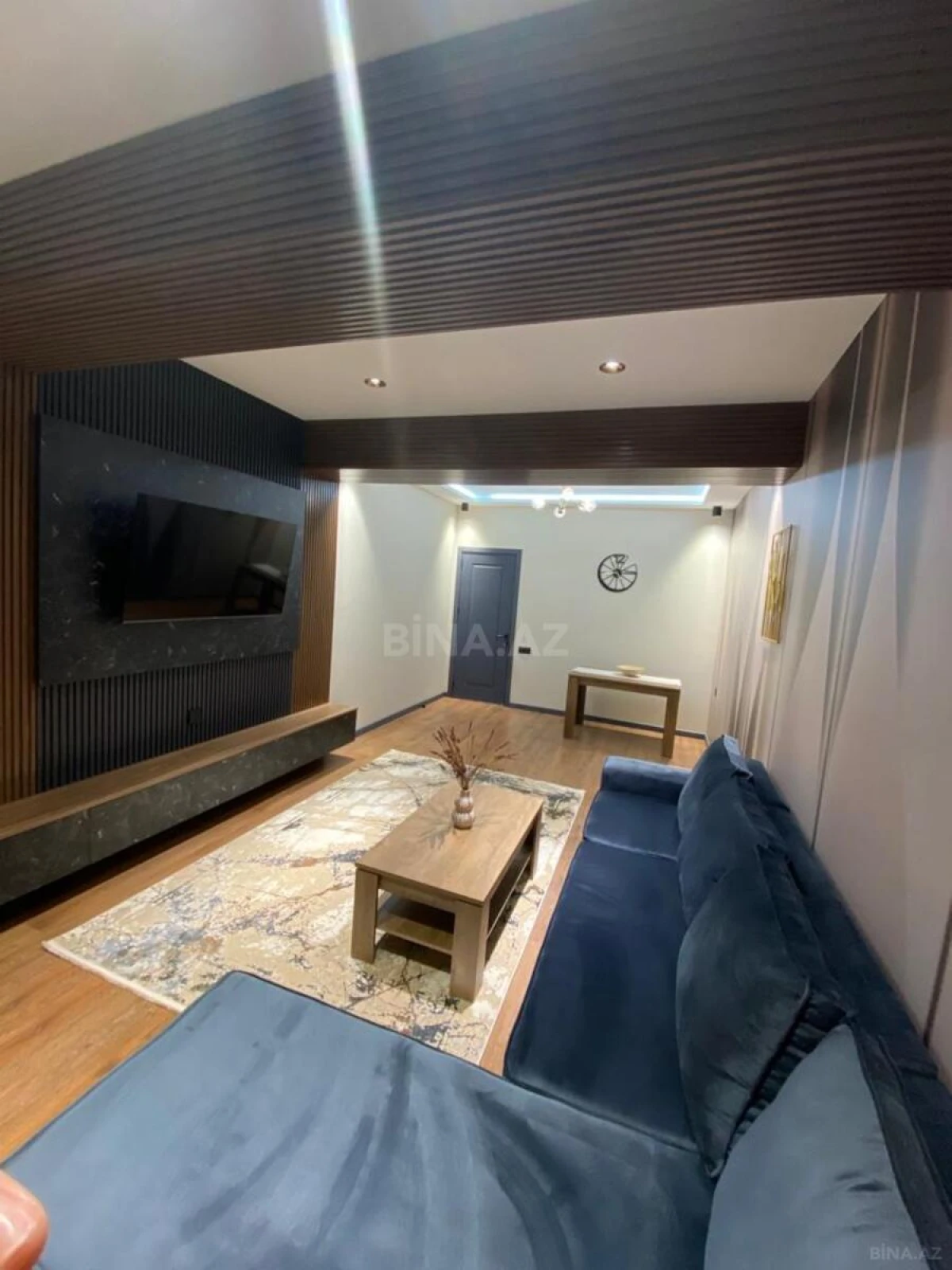 Kirayə verilir 2 otaqlı mənzil 80.1 m²