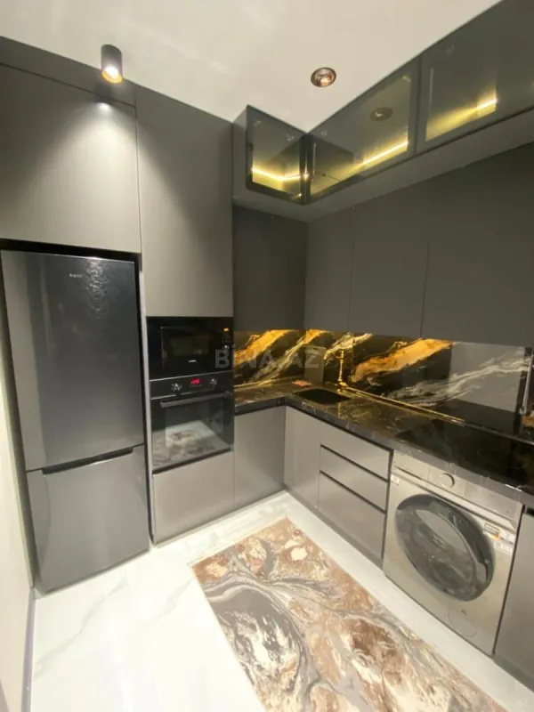 Kirayə verilir 2 otaqlı mənzil 80.1 m²