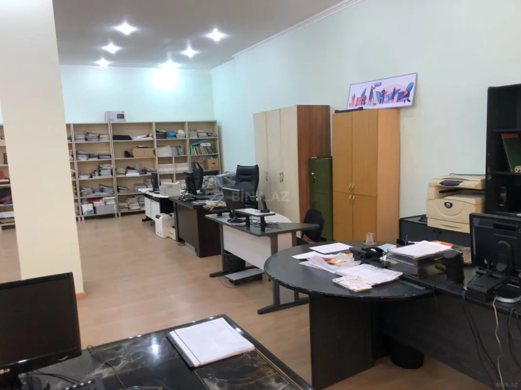 Kirayə verilir obyekt 250 m²