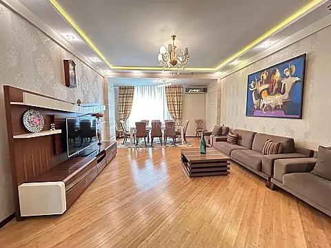 Satılır 4 otaqlı mənzil 160 m² — Bakı, Xətai 4 otaq 160.00 m²