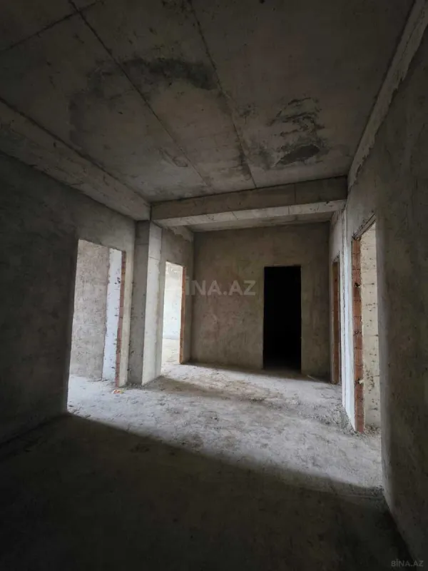 Satılır 4 otaqlı mənzil 165 m²