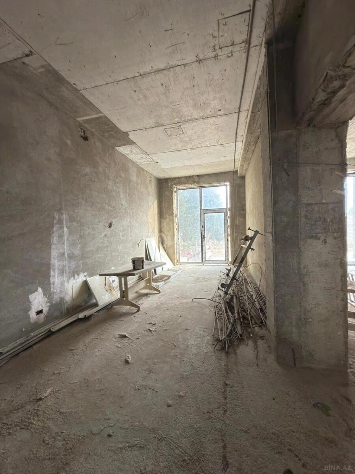 Satılır 8 otaqlı həyət evi 700 m²