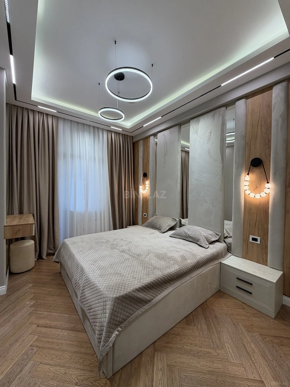 Satılır 2 otaqlı mənzil 68 m²