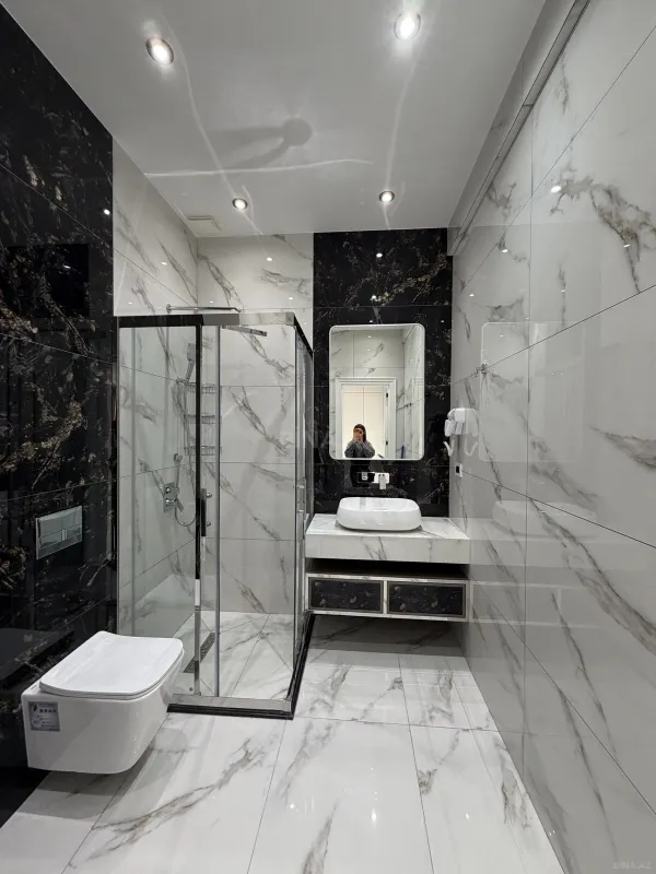 Satılır 2 otaqlı mənzil 68 m²