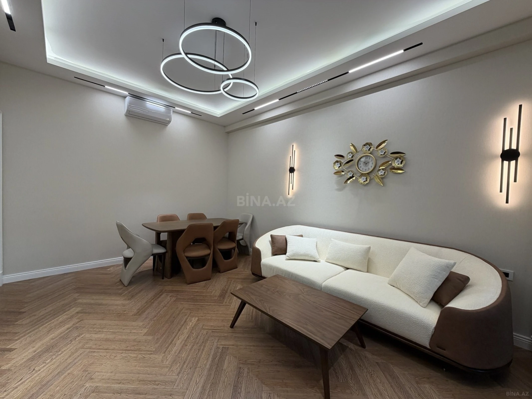 Satılır 2 otaqlı mənzil 68 m²