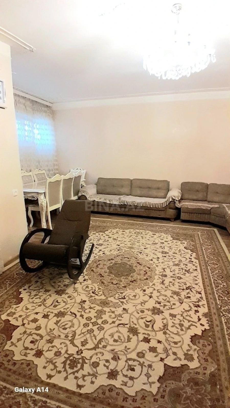 Satılır 4 otaqlı mənzil 90 m²