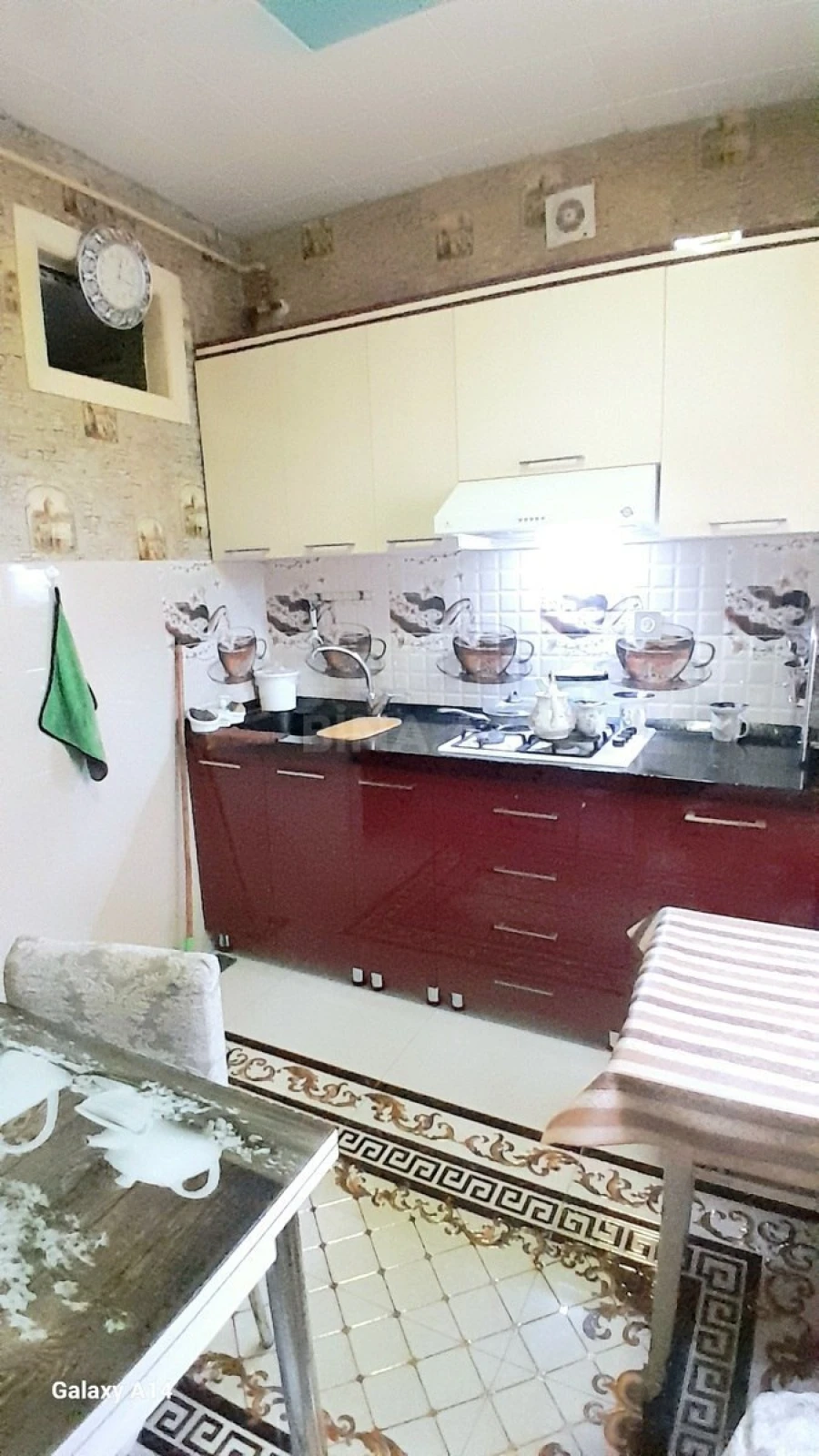 Satılır 4 otaqlı mənzil 90 m²