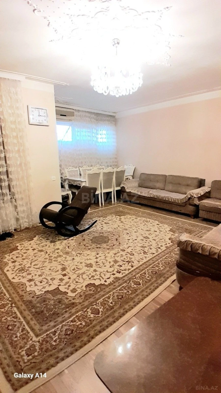 Satılır 4 otaqlı mənzil 90 m²