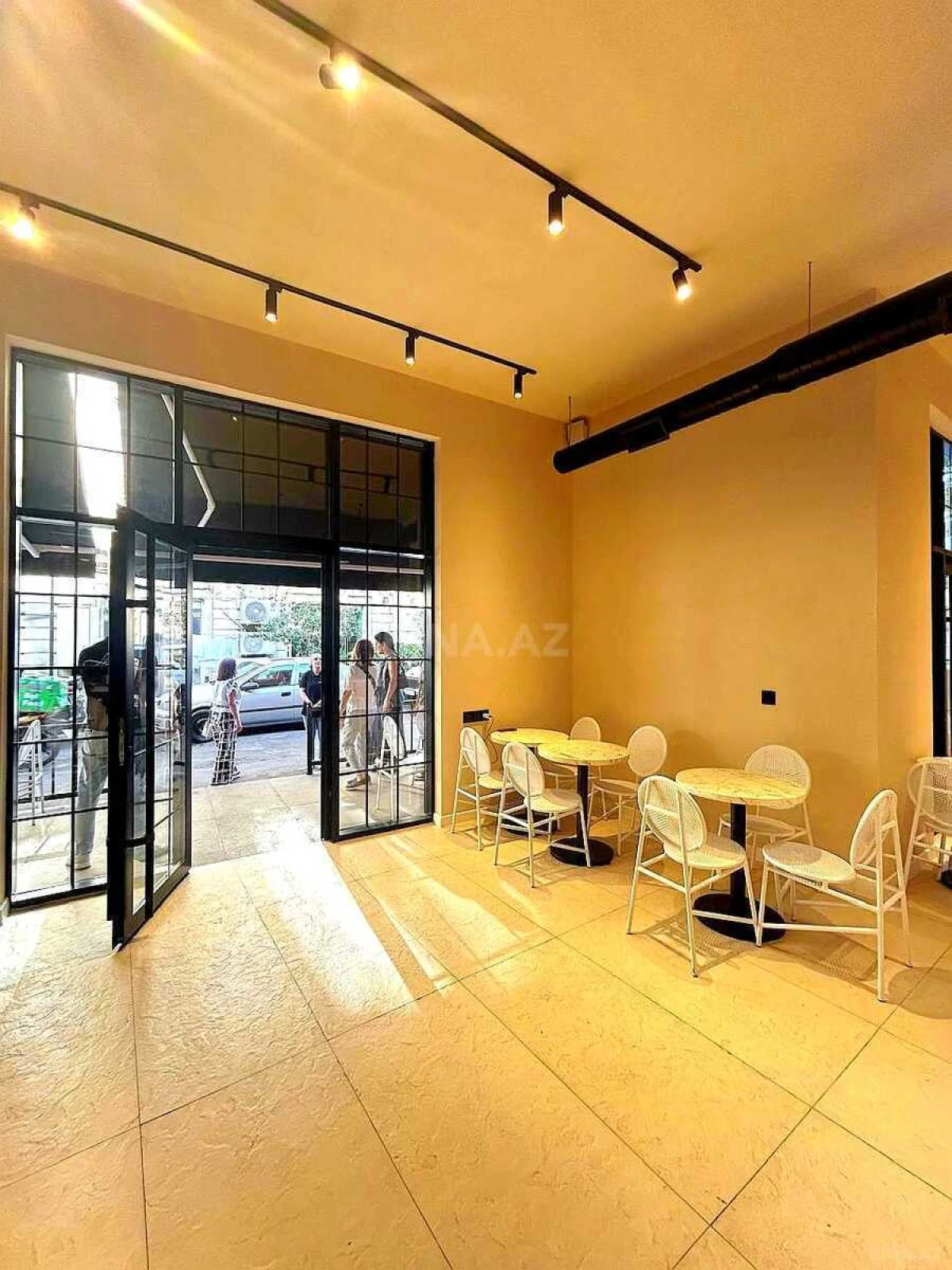 Satılır obyekt 120.5 m²