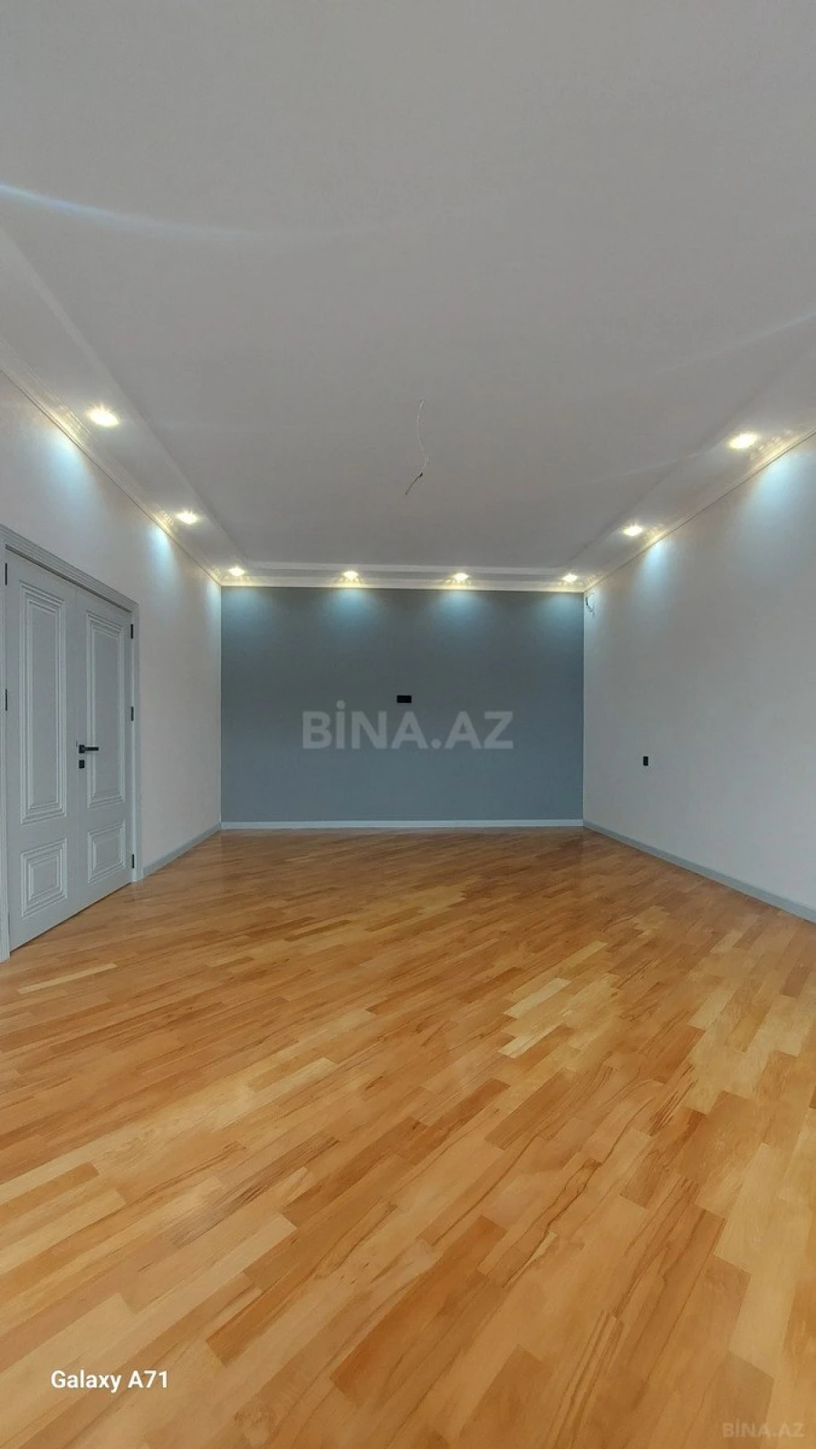 Satılır 6 otaqlı həyət evi 235 m²