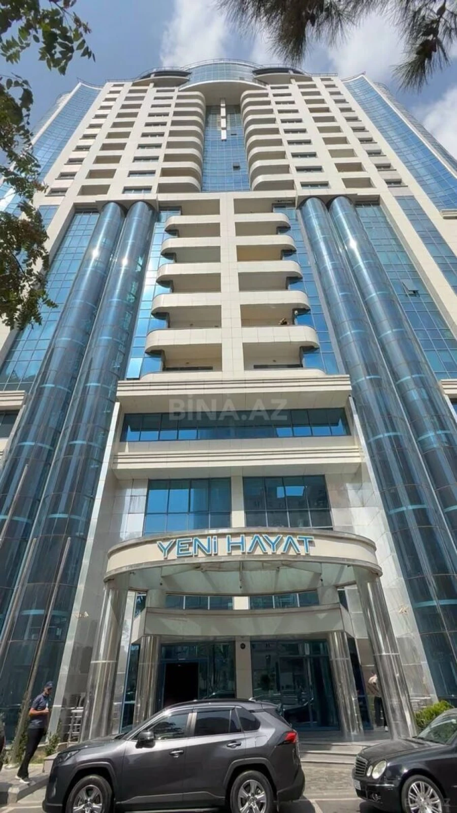 Satılır 4 otaqlı ofis 190 m²