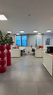 Satılır 4 otaqlı ofis 190 m²