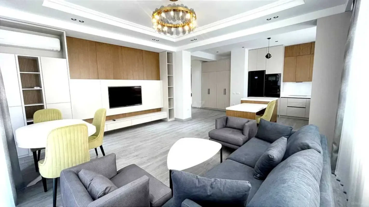 Kirayə verilir 2 otaqlı mənzil 120 m²