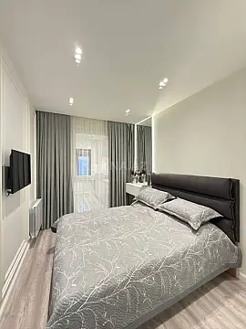 Satılır 4 otaqlı mənzil 120 m²