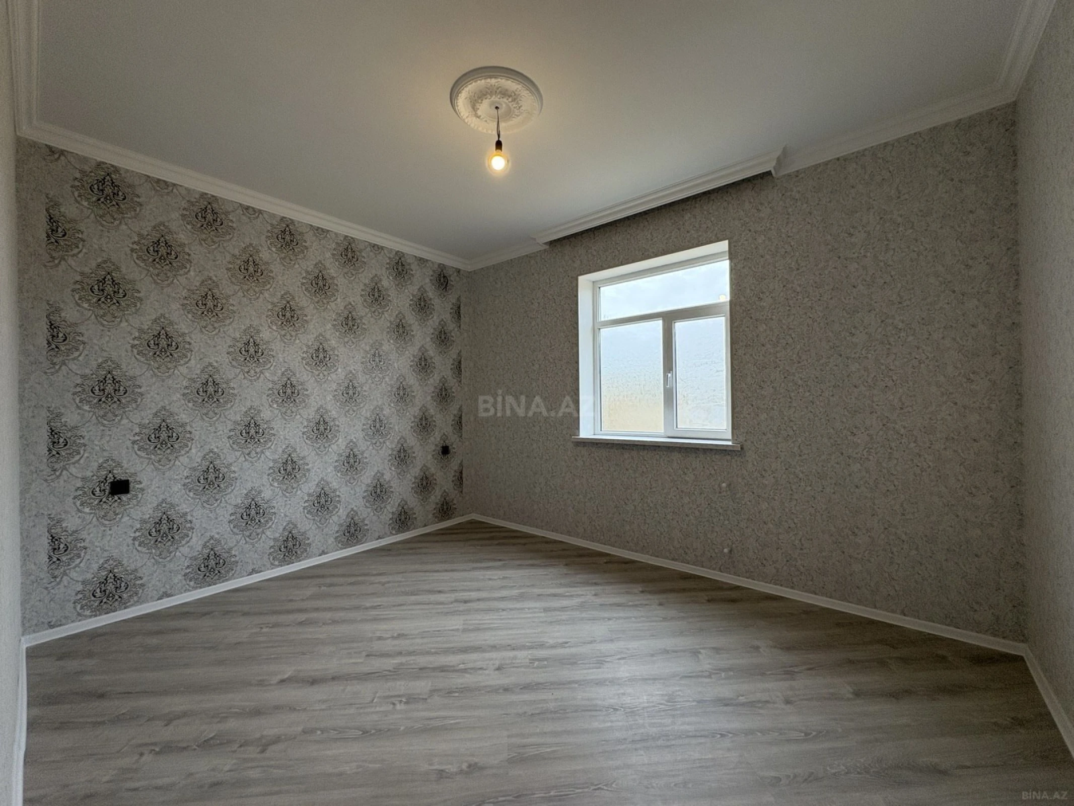 Satılır 4 otaqlı həyət evi 110 m²