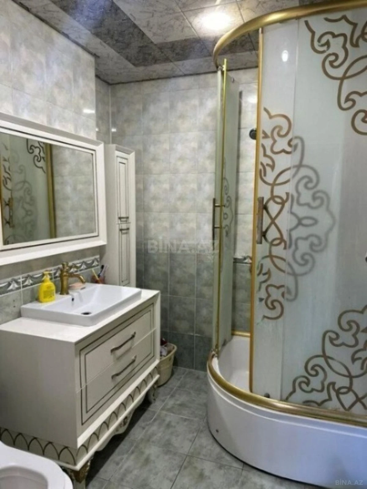 Satılır 3 otaqlı mənzil 102 m²