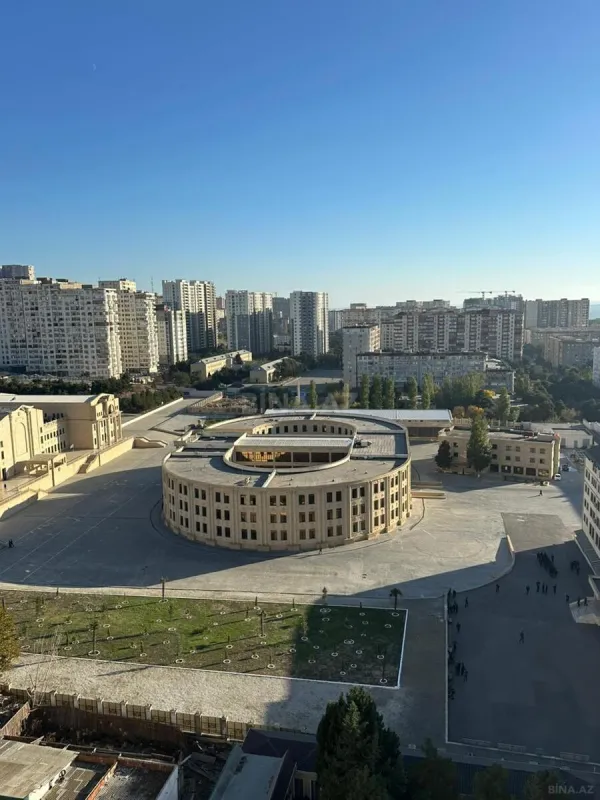Satılır 3 otaqlı mənzil 102 m²