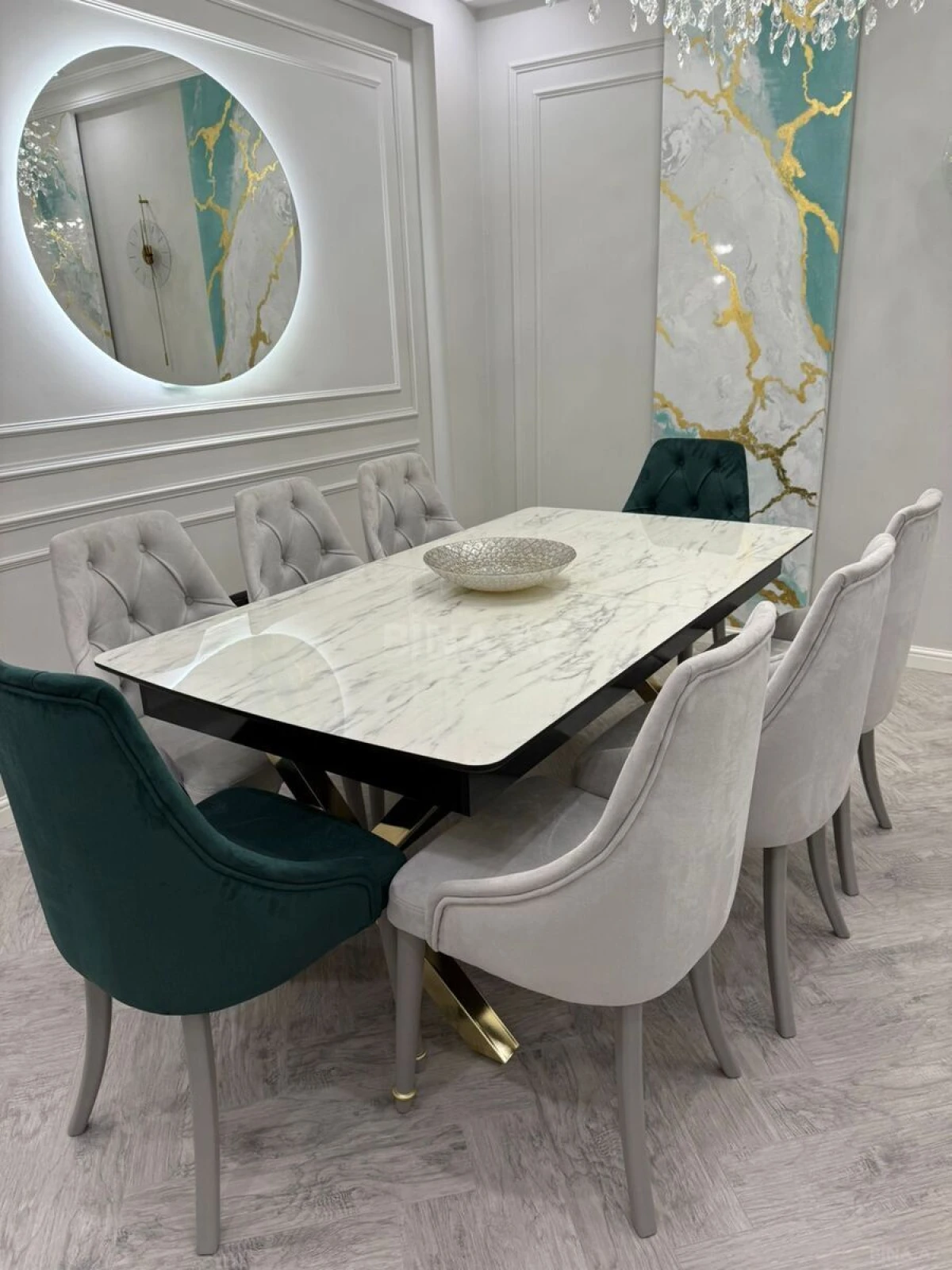 Satılır 5 otaqlı mənzil 210 m²