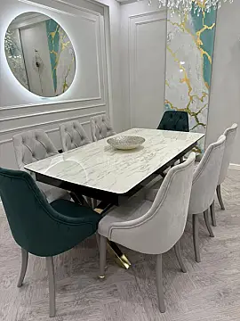 Satılır 5 otaqlı mənzil 210 m²