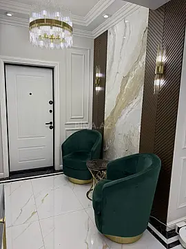 Satılır 5 otaqlı mənzil 210 m²