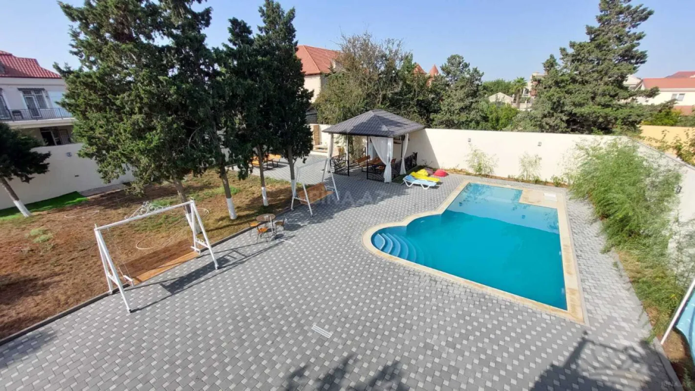 Kirayə verilir 5 otaqlı həyət evi 300 m²