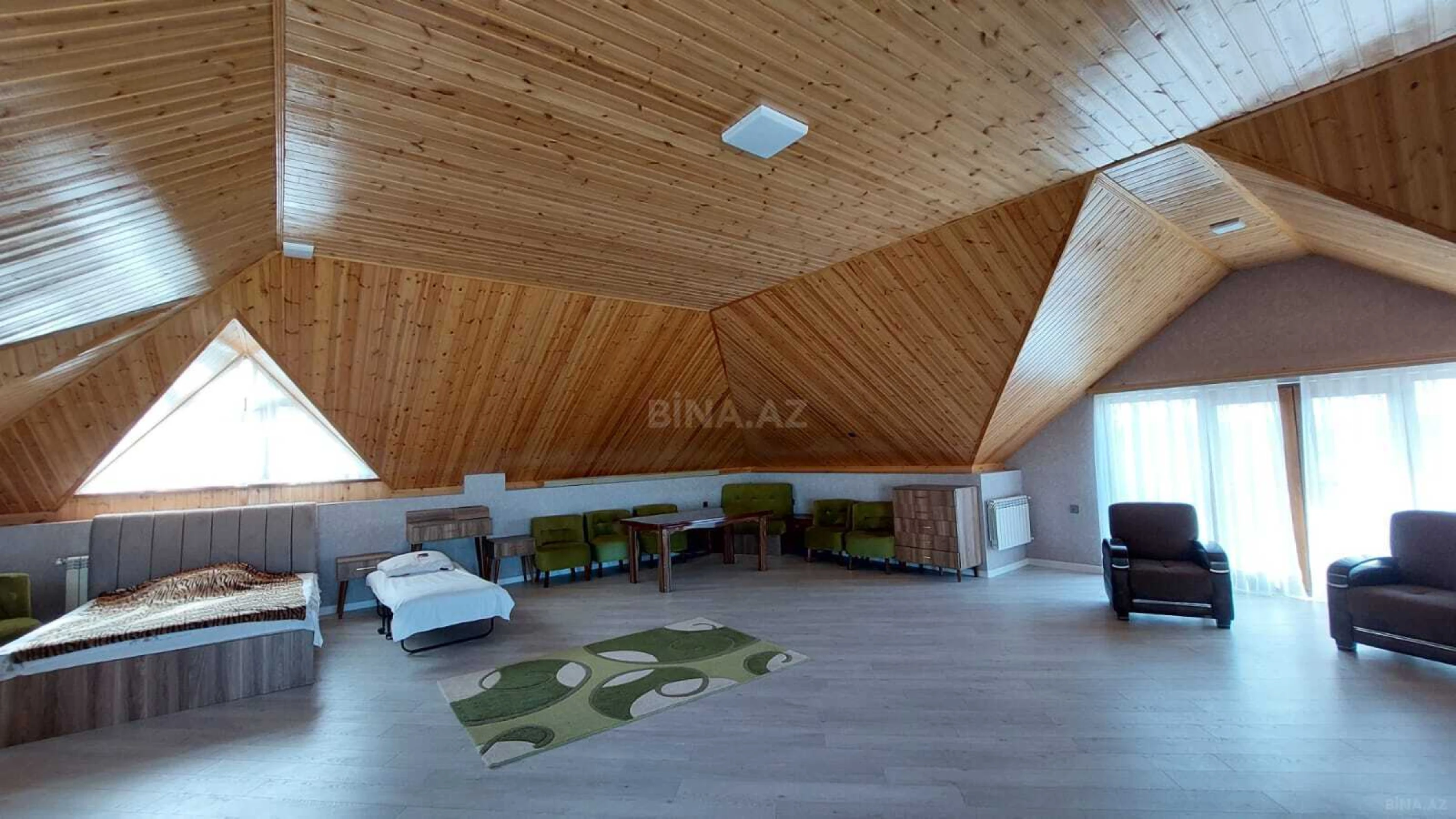 Kirayə verilir 5 otaqlı həyət evi 300 m²