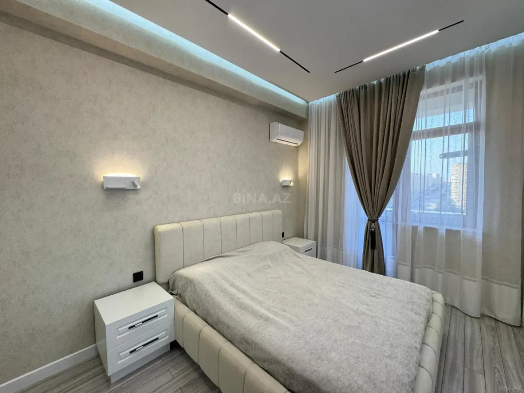 Satılır 3 otaqlı mənzil 110 m²