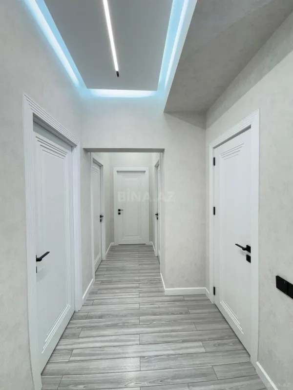 Satılır 3 otaqlı mənzil 110 m²