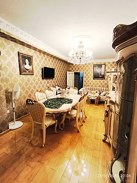 Satılır 2 otaqlı mənzil 75 m²