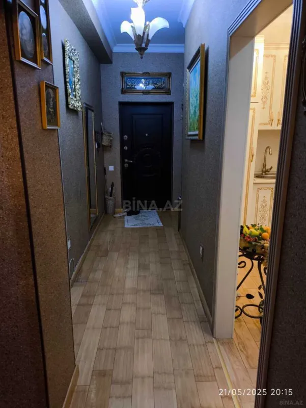 Satılır 2 otaqlı mənzil 75 m²