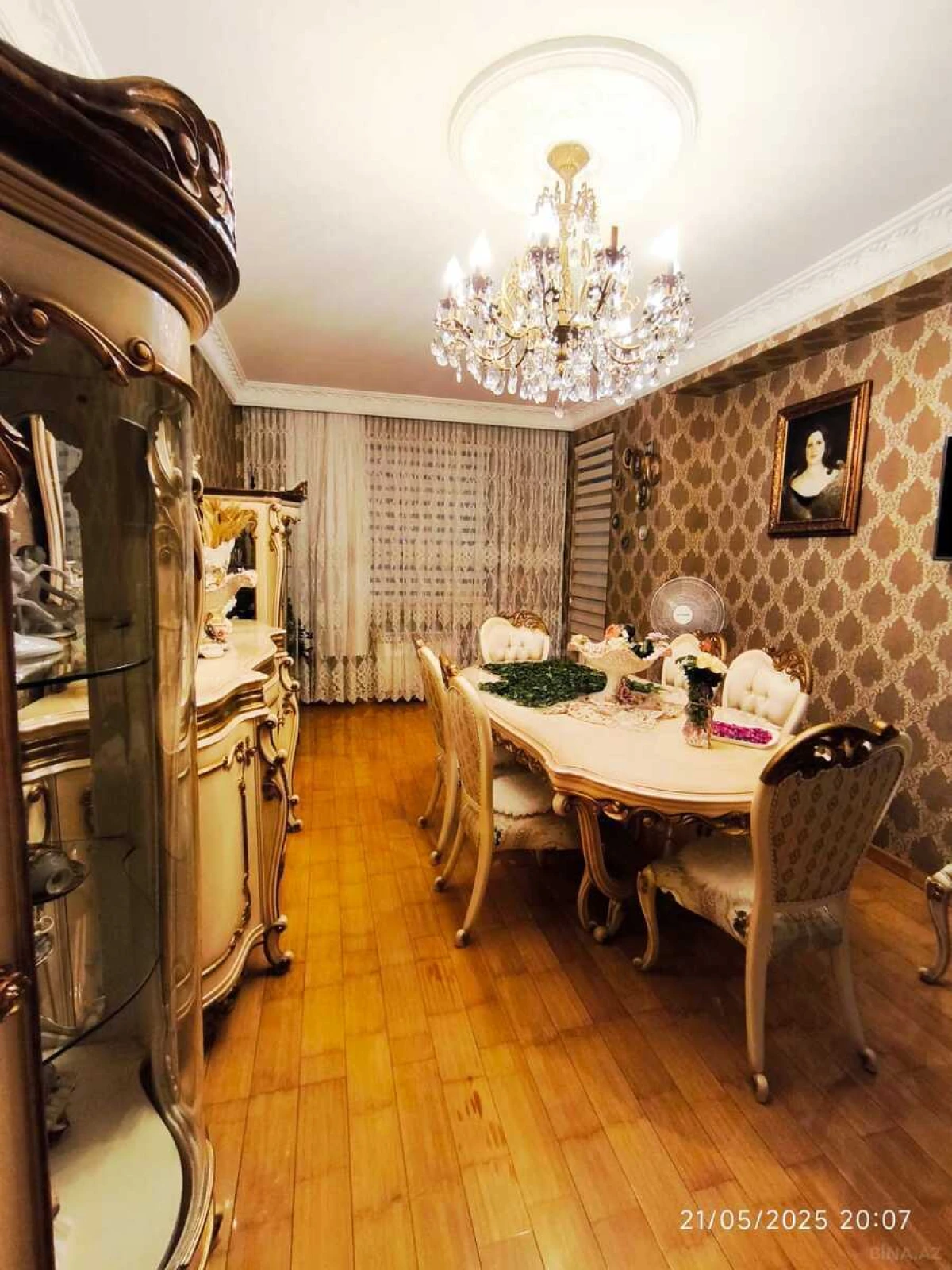 Satılır 2 otaqlı mənzil 75 m²