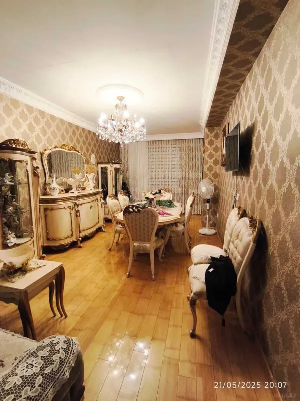 Satılır 2 otaqlı mənzil 75 m²