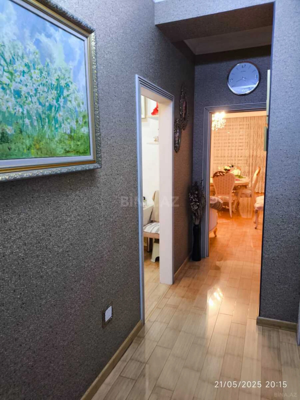 Satılır 2 otaqlı mənzil 75 m²