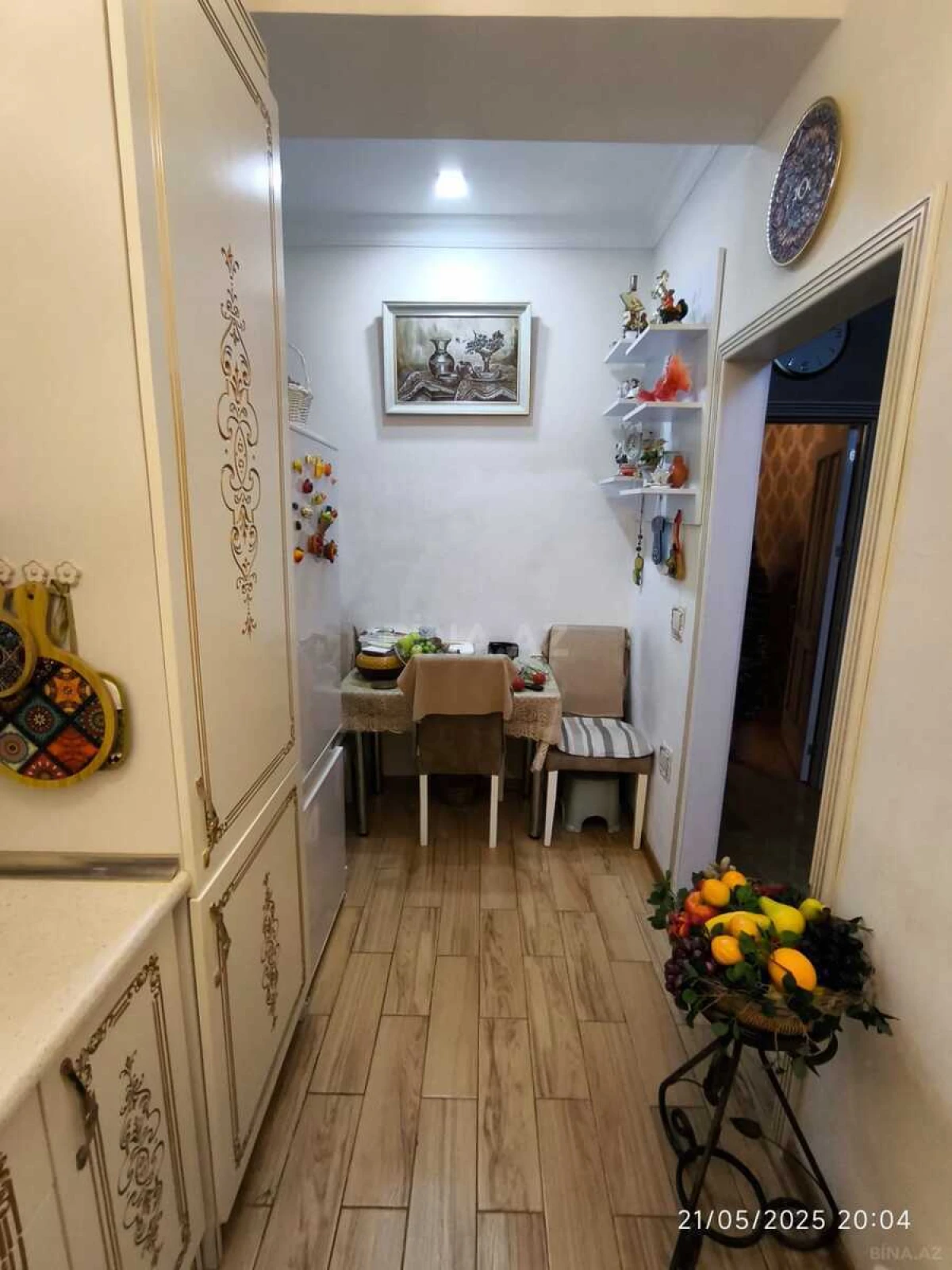 Satılır 2 otaqlı mənzil 75 m²