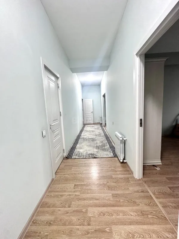 Kirayə verilir 4 otaqlı mənzil 170 m²