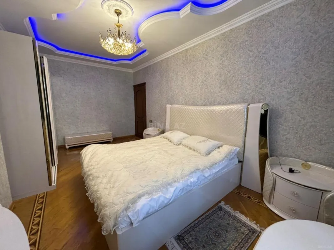 Kirayə verilir 3 otaqlı mənzil 170 m²