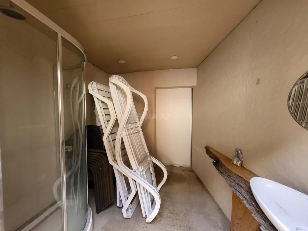 Satılır 4 otaqlı həyət evi 220 m²