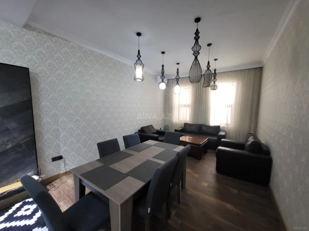 Satılır 4 otaqlı həyət evi 220 m²